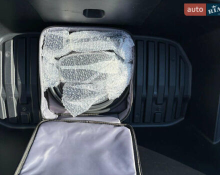 Тесла Model Y 2022 в Ровно на Automoto.ua Черный Тесла Model Y, объемом двигателя 0 л и пробегом 51 тыс. км за 23699 $, фото 16 на Automoto.ua