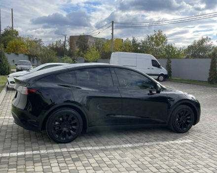 Черный Тесла Model Y, объемом двигателя 0 л и пробегом 31 тыс. км за 25990 $, фото 13 на Automoto.ua