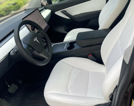 Черный Тесла Model Y, объемом двигателя 0 л и пробегом 89 тыс. км за 26999 $, фото 18 на Automoto.ua