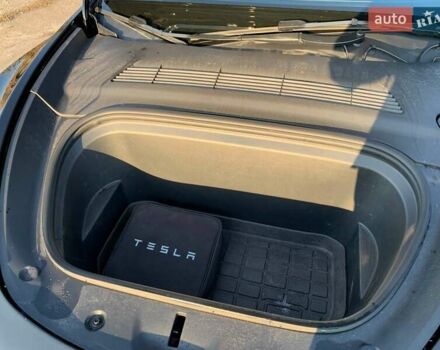 Черный Тесла Model Y, объемом двигателя 0 л и пробегом 25 тыс. км за 26500 $, фото 31 на Automoto.ua