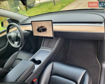 Черный Тесла Model Y, объемом двигателя 0 л и пробегом 34 тыс. км за 25000 $, фото 10 на Automoto.ua
