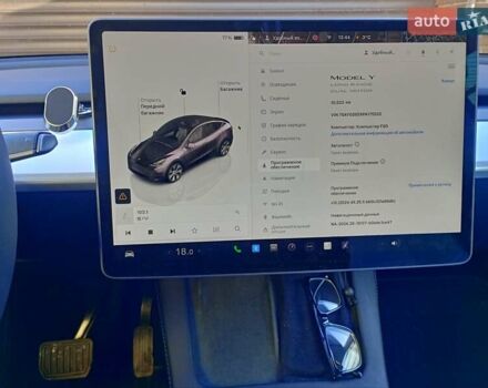 Черный Тесла Model Y, объемом двигателя 0 л и пробегом 10 тыс. км за 33000 $, фото 2 на Automoto.ua