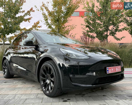 Тесла Model Y 2023 в Киеве на Automoto.ua Черный Тесла Model Y, объемом двигателя 0 л и пробегом 29 тыс. км за 34999 $, фото 1 на Automoto.ua