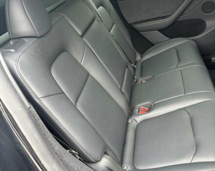 Чорний Тесла Model Y, об'ємом двигуна 0 л та пробігом 27 тис. км за 27399 $, фото 19 на Automoto.ua