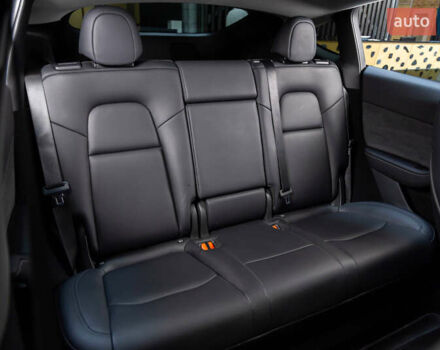 Чорний Тесла Model Y, об'ємом двигуна 0 л та пробігом 25 тис. км за 35900 $, фото 20 на Automoto.ua