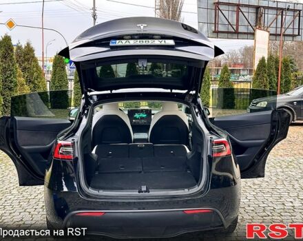 Чорний Тесла Model Y, об'ємом двигуна 0 л та пробігом 99 тис. км за 22999 $, фото 10 на Automoto.ua