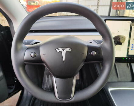Черный Тесла Model Y, объемом двигателя 0 л и пробегом 19 тыс. км за 30900 $, фото 21 на Automoto.ua