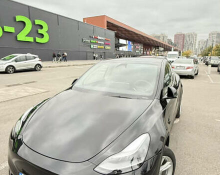 Черный Тесла Model Y, объемом двигателя 0 л и пробегом 33 тыс. км за 31000 $, фото 1 на Automoto.ua