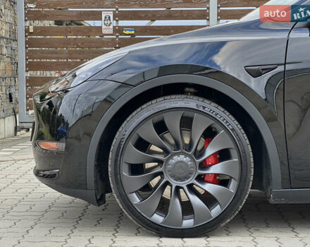 Чорний Тесла Model Y, об'ємом двигуна 0 л та пробігом 38 тис. км за 30799 $, фото 34 на Automoto.ua