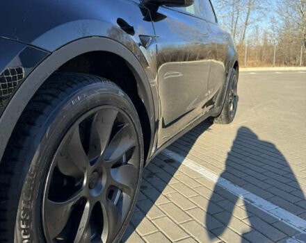 Черный Тесла Model Y, объемом двигателя 0 л и пробегом 37 тыс. км за 30000 $, фото 7 на Automoto.ua