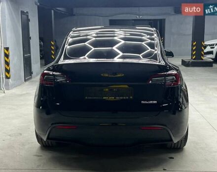 Черный Тесла Model Y, объемом двигателя 0 л и пробегом 1 тыс. км за 41500 $, фото 4 на Automoto.ua
