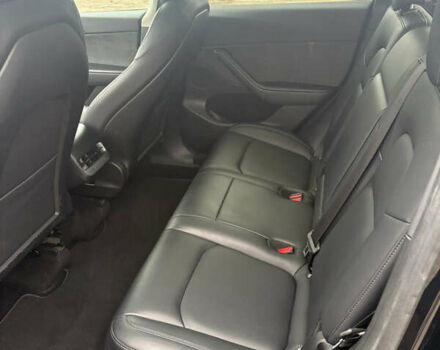 Черный Тесла Model Y, объемом двигателя 0 л и пробегом 35 тыс. км за 21900 $, фото 24 на Automoto.ua