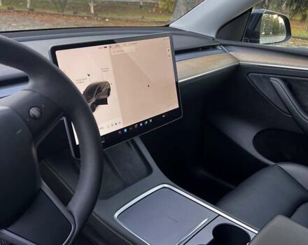 Черный Тесла Model Y, объемом двигателя 0 л и пробегом 64 тыс. км за 29100 $, фото 9 на Automoto.ua