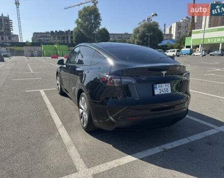 Черный Тесла Model Y, объемом двигателя 0 л и пробегом 23 тыс. км за 30500 $, фото 2 на Automoto.ua