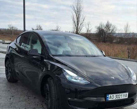 Черный Тесла Model Y, объемом двигателя 0 л и пробегом 27 тыс. км за 31300 $, фото 6 на Automoto.ua