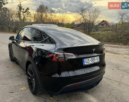 Черный Тесла Model Y, объемом двигателя 0 л и пробегом 16 тыс. км за 27000 $, фото 4 на Automoto.ua