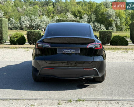 Черный Тесла Model Y, объемом двигателя 0 л и пробегом 1 тыс. км за 38999 $, фото 7 на Automoto.ua