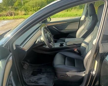 Черный Тесла Model Y, объемом двигателя 0 л и пробегом 60 тыс. км за 26400 $, фото 4 на Automoto.ua