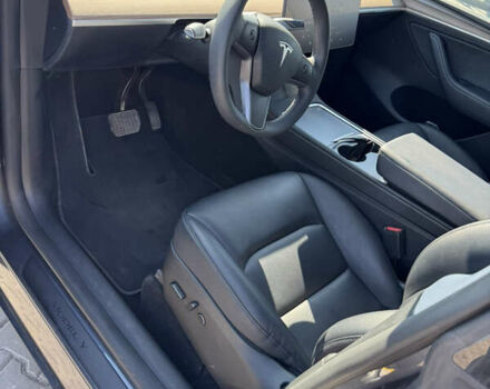 Черный Тесла Model Y, объемом двигателя 0 л и пробегом 35 тыс. км за 30650 $, фото 9 на Automoto.ua