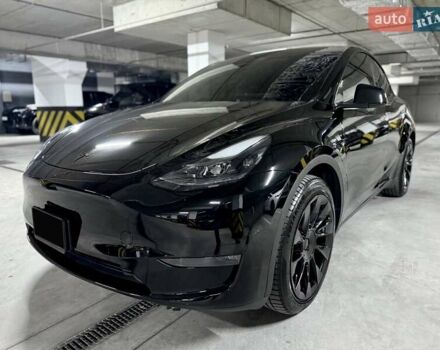Черный Тесла Model Y, объемом двигателя 0 л и пробегом 39 тыс. км за 29500 $, фото 3 на Automoto.ua