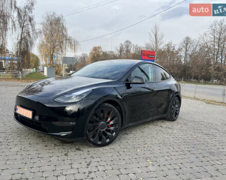 Черный Тесла Model Y, объемом двигателя 0 л и пробегом 25 тыс. км за 31500 $, фото 43 на Automoto.ua