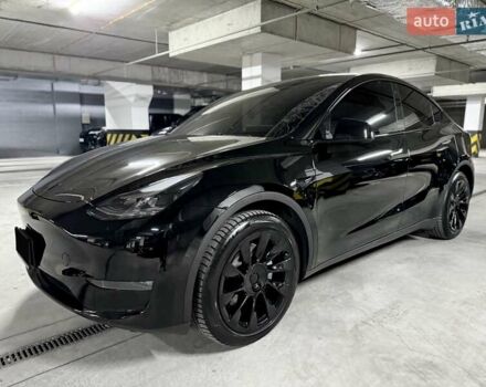 Черный Тесла Model Y, объемом двигателя 0 л и пробегом 39 тыс. км за 29500 $, фото 2 на Automoto.ua