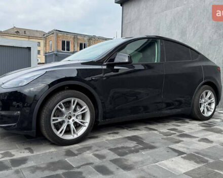 Чорний Тесла Model Y, об'ємом двигуна 0 л та пробігом 44 тис. км за 25500 $, фото 5 на Automoto.ua