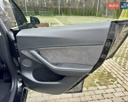 Чорний Тесла Model Y, об'ємом двигуна 0 л та пробігом 66 тис. км за 34500 $, фото 22 на Automoto.ua