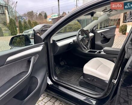 Чорний Тесла Model Y, об'ємом двигуна 0 л та пробігом 99 тис. км за 22999 $, фото 14 на Automoto.ua