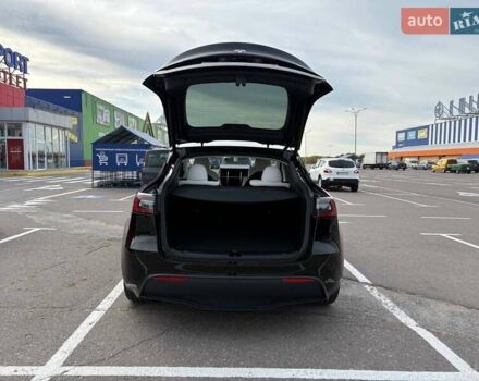 Черный Тесла Model Y, объемом двигателя 0 л и пробегом 34 тыс. км за 25000 $, фото 10 на Automoto.ua