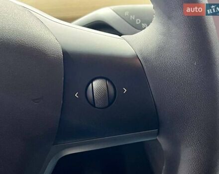 Черный Тесла Model Y, объемом двигателя 0 л и пробегом 5 тыс. км за 32000 $, фото 20 на Automoto.ua