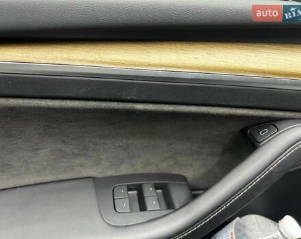 Черный Тесла Model Y, объемом двигателя 0 л и пробегом 1 тыс. км за 41500 $, фото 11 на Automoto.ua