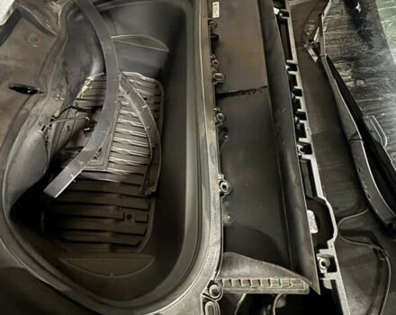 Черный Тесла Model Y, объемом двигателя 0 л и пробегом 46 тыс. км за 16300 $, фото 19 на Automoto.ua