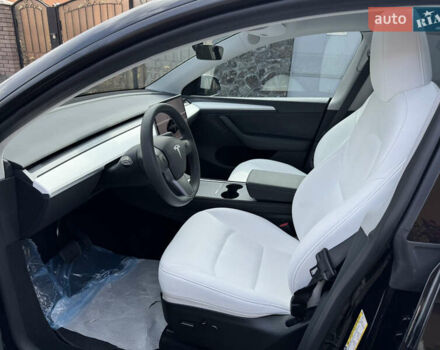 Чорний Тесла Model Y, об'ємом двигуна 0 л та пробігом 28 тис. км за 31500 $, фото 6 на Automoto.ua