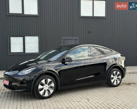 Черный Тесла Model Y, объемом двигателя 0 л и пробегом 39 тыс. км за 25000 $, фото 6 на Automoto.ua