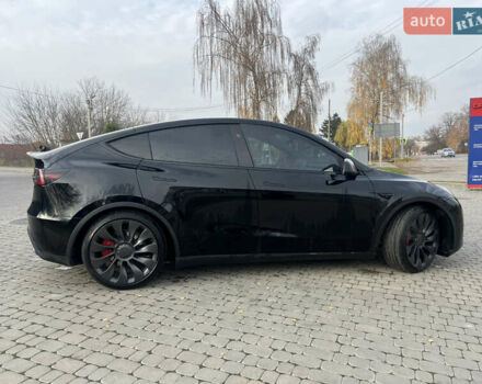 Черный Тесла Model Y, объемом двигателя 0 л и пробегом 25 тыс. км за 31500 $, фото 31 на Automoto.ua