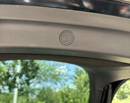 Черный Тесла Model Y, объемом двигателя 0 л и пробегом 30 тыс. км за 27900 $, фото 16 на Automoto.ua