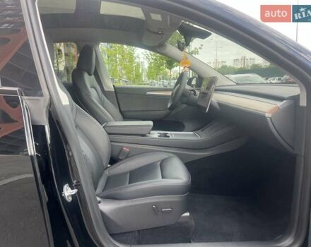 Черный Тесла Model Y, объемом двигателя 0 л и пробегом 44 тыс. км за 37200 $, фото 26 на Automoto.ua