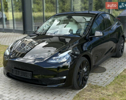 Черный Тесла Model Y, объемом двигателя 0 л и пробегом 13 тыс. км за 28900 $, фото 3 на Automoto.ua