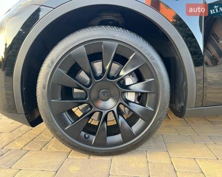 Черный Тесла Model Y, объемом двигателя 0 л и пробегом 24 тыс. км за 30999 $, фото 14 на Automoto.ua