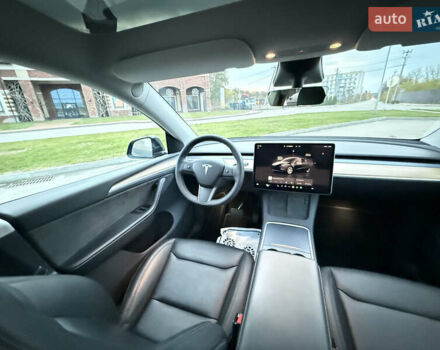 Черный Тесла Model Y, объемом двигателя 0 л и пробегом 67 тыс. км за 33490 $, фото 22 на Automoto.ua
