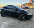 Черный Тесла Model Y, объемом двигателя 0 л и пробегом 33 тыс. км за 29999 $, фото 2 на Automoto.ua