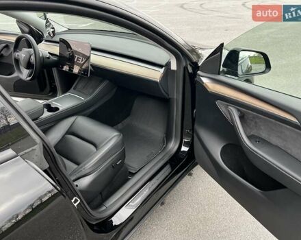 Чорний Тесла Model Y, об'ємом двигуна 0 л та пробігом 43 тис. км за 29700 $, фото 11 на Automoto.ua
