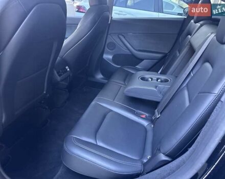 Черный Тесла Model Y, объемом двигателя 0 л и пробегом 65 тыс. км за 25555 $, фото 19 на Automoto.ua