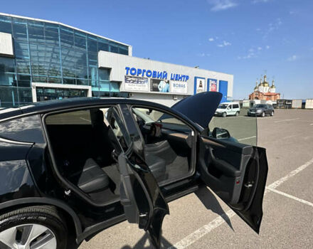 Черный Тесла Model Y, объемом двигателя 0 л и пробегом 31 тыс. км за 29200 $, фото 18 на Automoto.ua