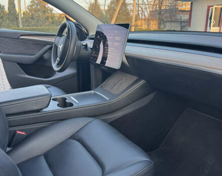 Черный Тесла Model Y, объемом двигателя 0 л и пробегом 11 тыс. км за 25500 $, фото 22 на Automoto.ua