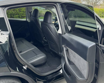 Чорний Тесла Model Y, об'ємом двигуна 0 л та пробігом 23 тис. км за 30400 $, фото 9 на Automoto.ua