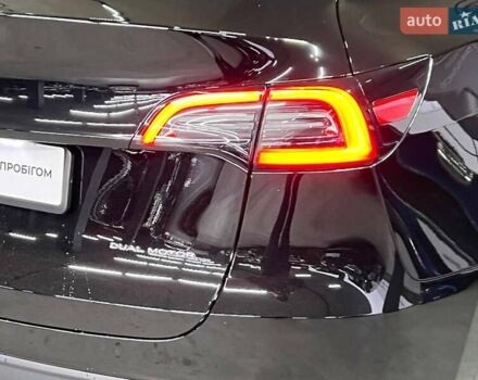 Черный Тесла Model Y, объемом двигателя 0 л и пробегом 5 тыс. км за 32000 $, фото 9 на Automoto.ua