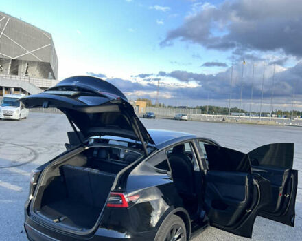 Черный Тесла Model Y, объемом двигателя 0 л и пробегом 123 тыс. км за 26400 $, фото 43 на Automoto.ua