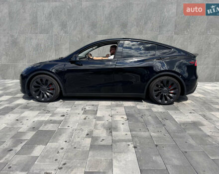Черный Тесла Model Y, объемом двигателя 0 л и пробегом 12 тыс. км за 32500 $, фото 4 на Automoto.ua